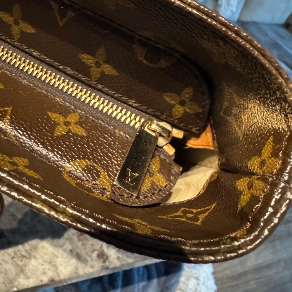 PRICE DROP!!! Louis Vuitton Monogram LUCO Tote - Picture 2 of 14